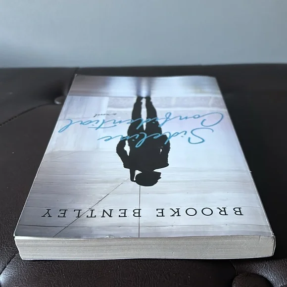 Sideline Confidential, a novel by Brooke Bentley, paperback book. - Picture 5 of 6